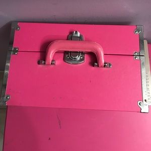 Makeup box